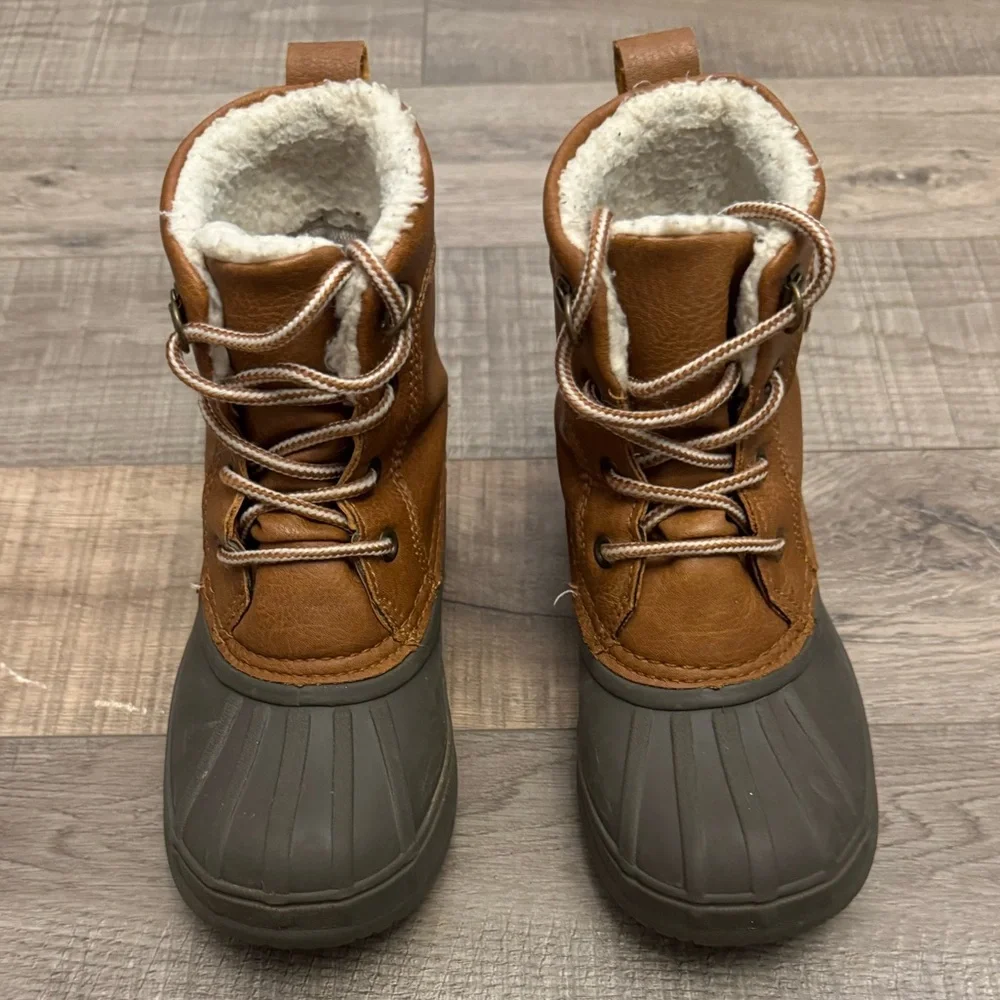 London Fog Cozy Two-Tone Winter Boots - Picture 2 of 3